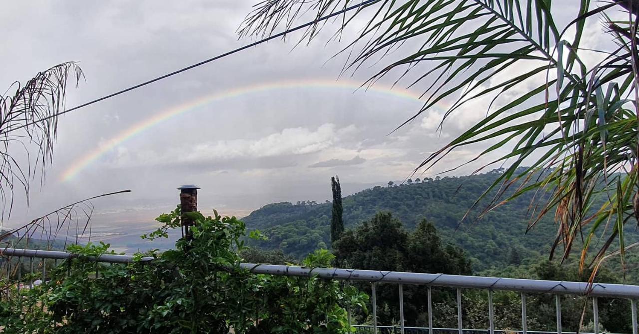 Panoramic View Hotel Isfiya Bagian luar foto
